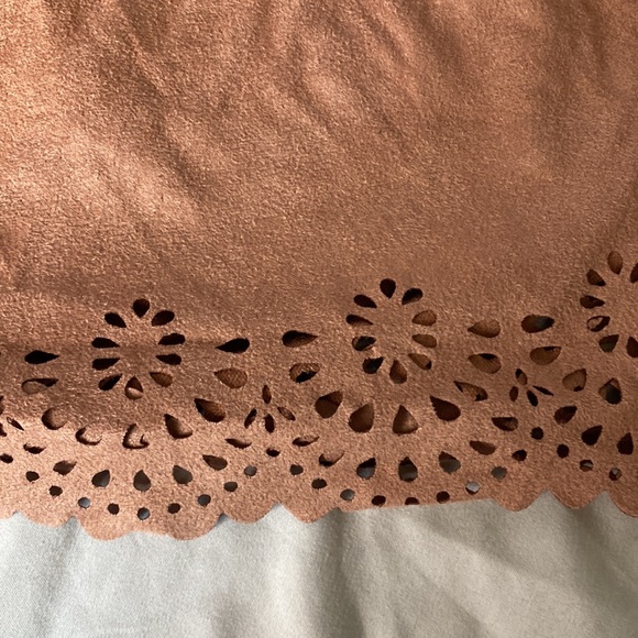 Halter top - Picture 2 of 2